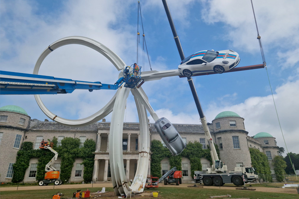 Centrepiece lift at the Goodwood Festival of Speed